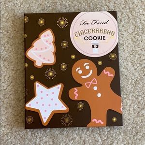 Too Faced Gingerbread Cookie Scented Palette